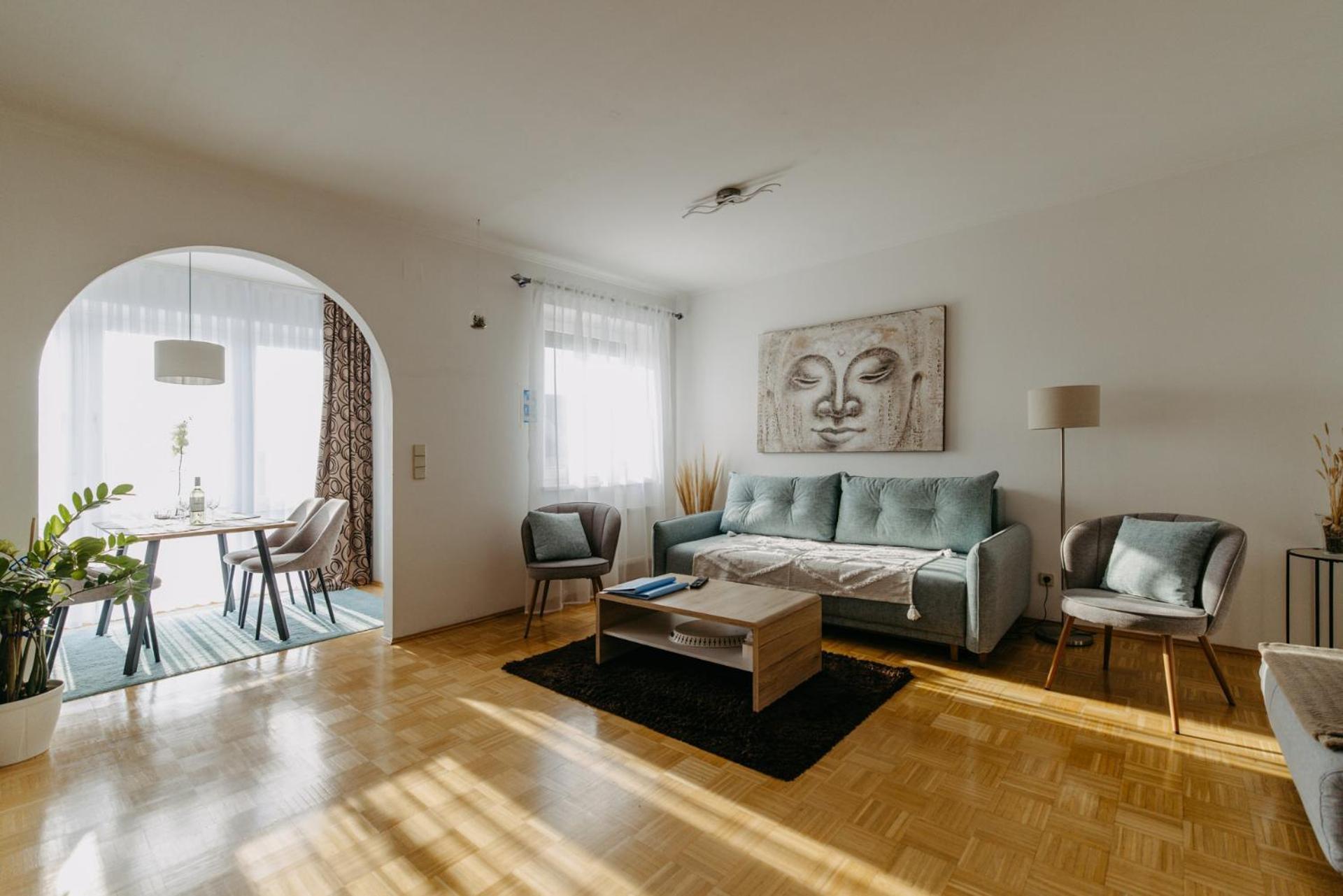 Grosse Ferienwohnung Burgenland 艾森斯塔特 外观 照片